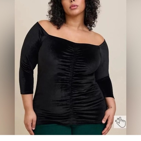 torrid Tops - Torrid Black Velvet Top Size 6X NWT